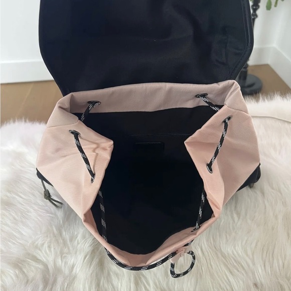 PAJAR PREMIUM SERIES DOUBLE BUCKLE BACKPACK SALMON MULTICOLOR NEW $95 MSRP - Picture 3 of 4